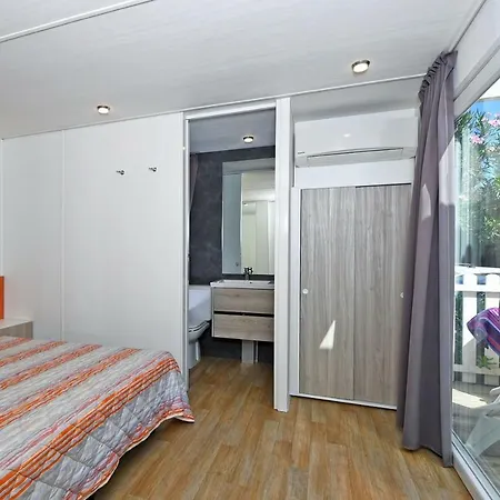Village Pino Mare Campingplatz 4*
